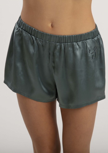 Victoria shorts grön i gruppen Sidenplagg / Underkläder hos Sleep in Silk (34victoshortgron)
