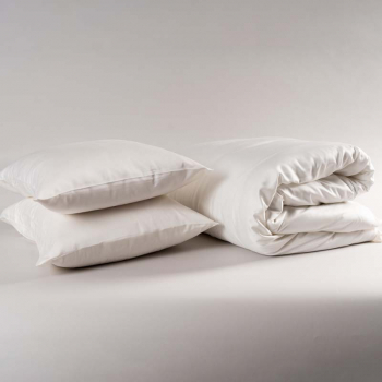 Påslakanset av bambuviskos, dubbel, Vit (220x220 cm) i gruppen Till Sängen / Bambuviskoslakan hos Sleep in Silk (vitdubb3b)